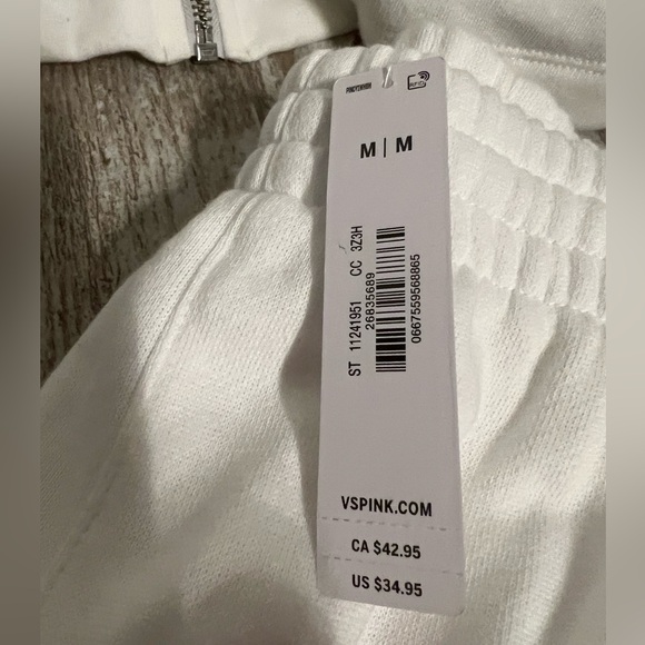 NWT!VSPINK Varsity FullZip White/Gray Fleece Jacket/VSPINK Fleece White Short-M - Picture 12 of 16